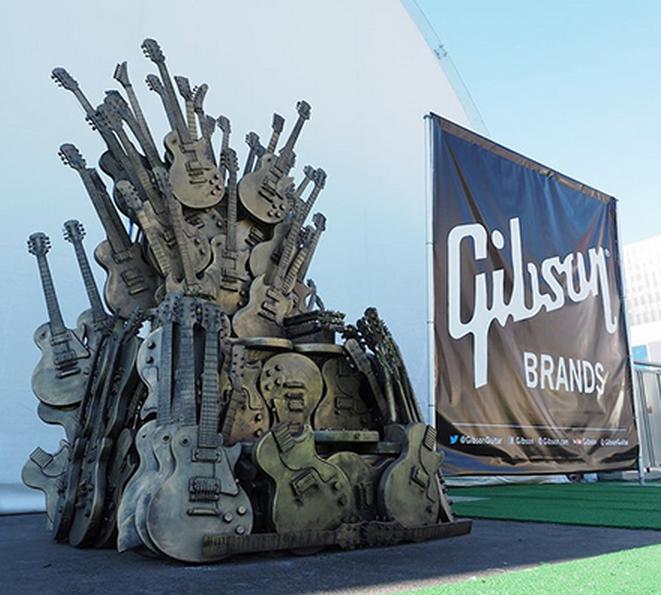 gibson-throne